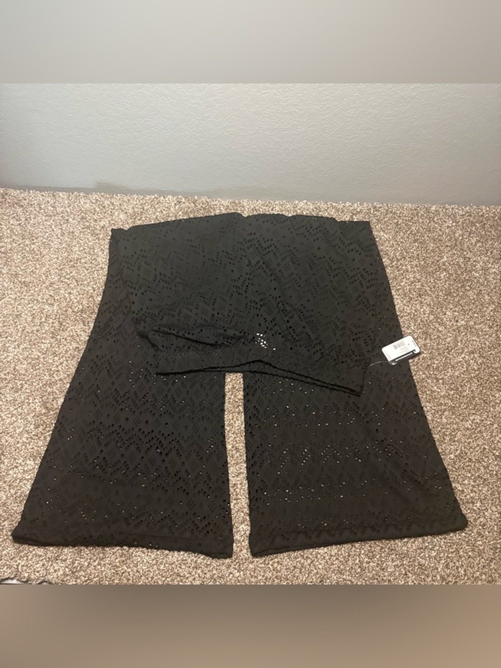 Black Wide-Leg Crochet Pants - Picture 8 of 13